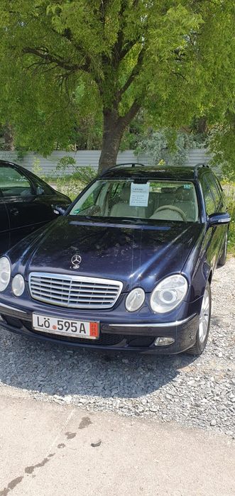 Mercedes E320i комби