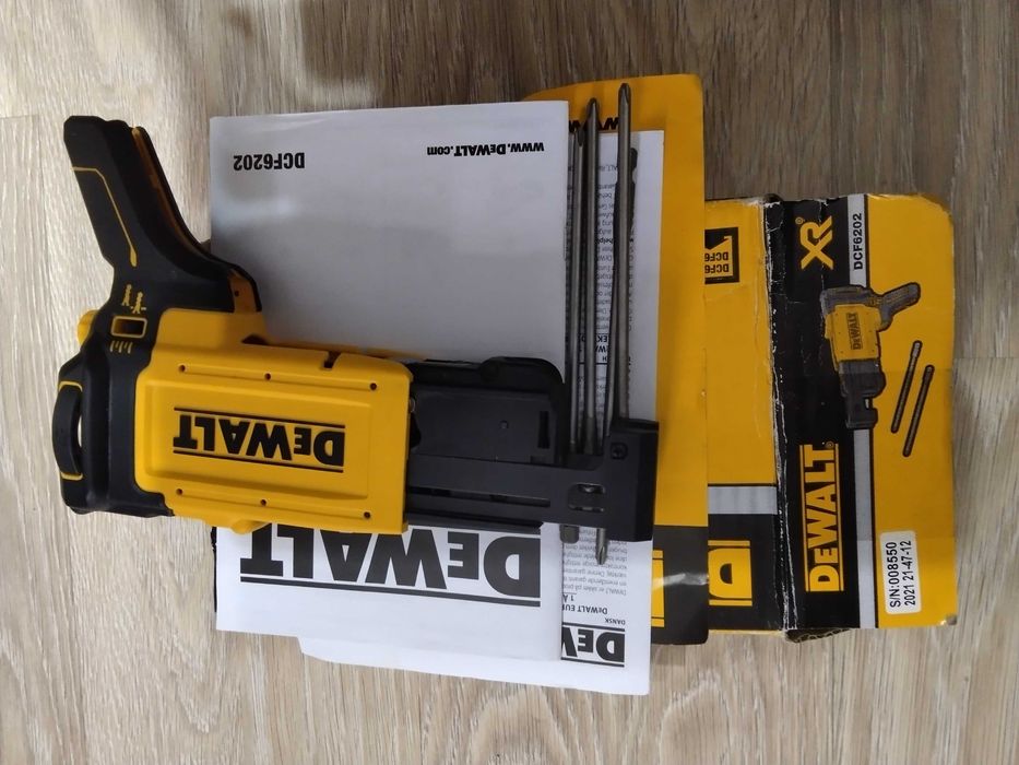 Шуруповёрт ленточный DeWalt