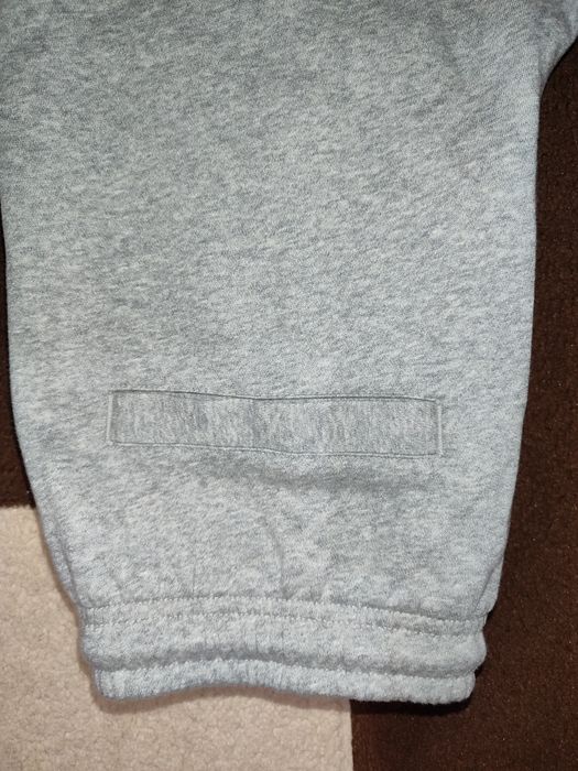 Сиво мъжко долнище Nike