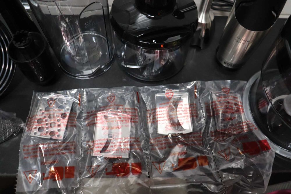 BOSCH Серия6 Пасатор ErgoMaster 1000W Неръждаема стомана, СПУКАНА ЧАША