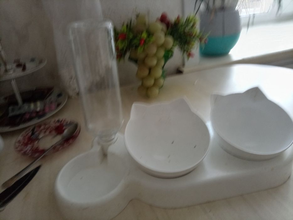 Чашки для кошки с автоналивайкой