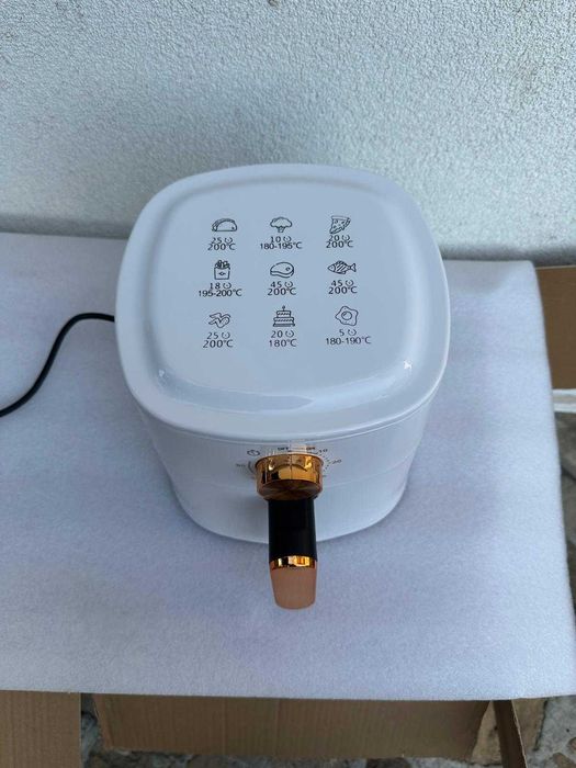 Vand Airfryer Alb/Negru Nou