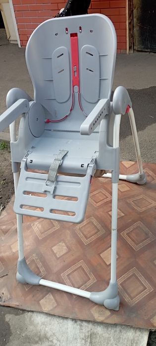 Продам стульчик детский