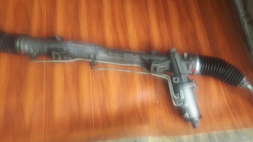 Кормилна рейка за BMW 3 серия БМВ / BMW E90 E91 E92 E93 E87 Е88 Е81