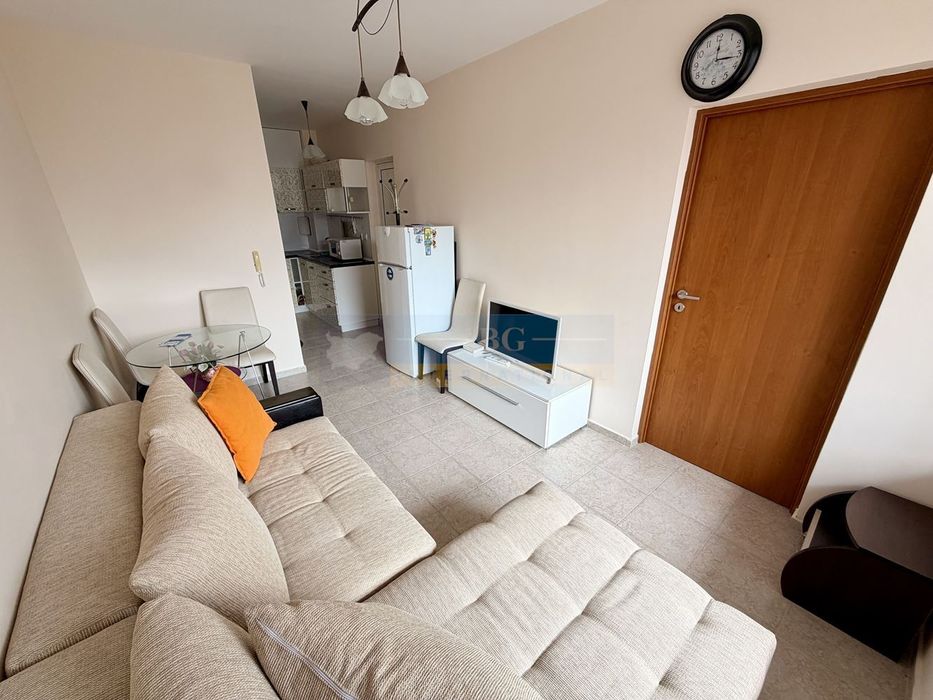 Продава се Двустаен апартамент в Поморие - 56 кв.м за 1002 €/кв.м - Снимка #9