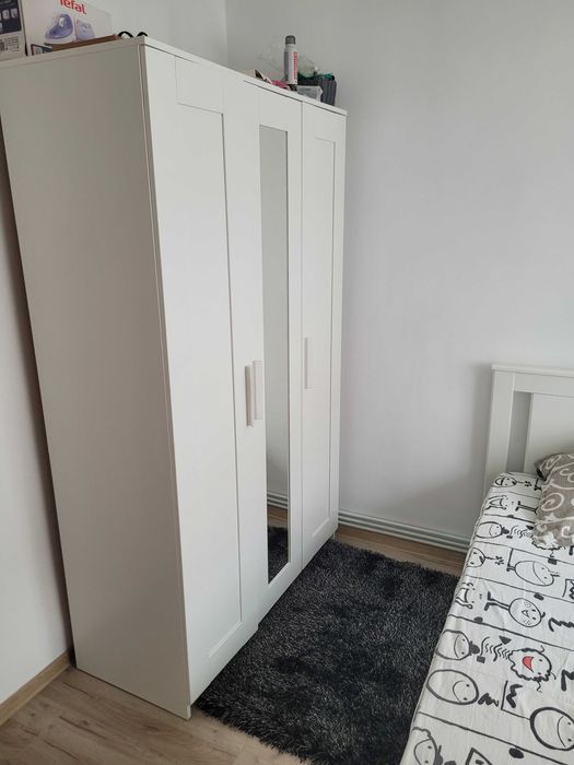 Inchiriez apartament Rm Valcea