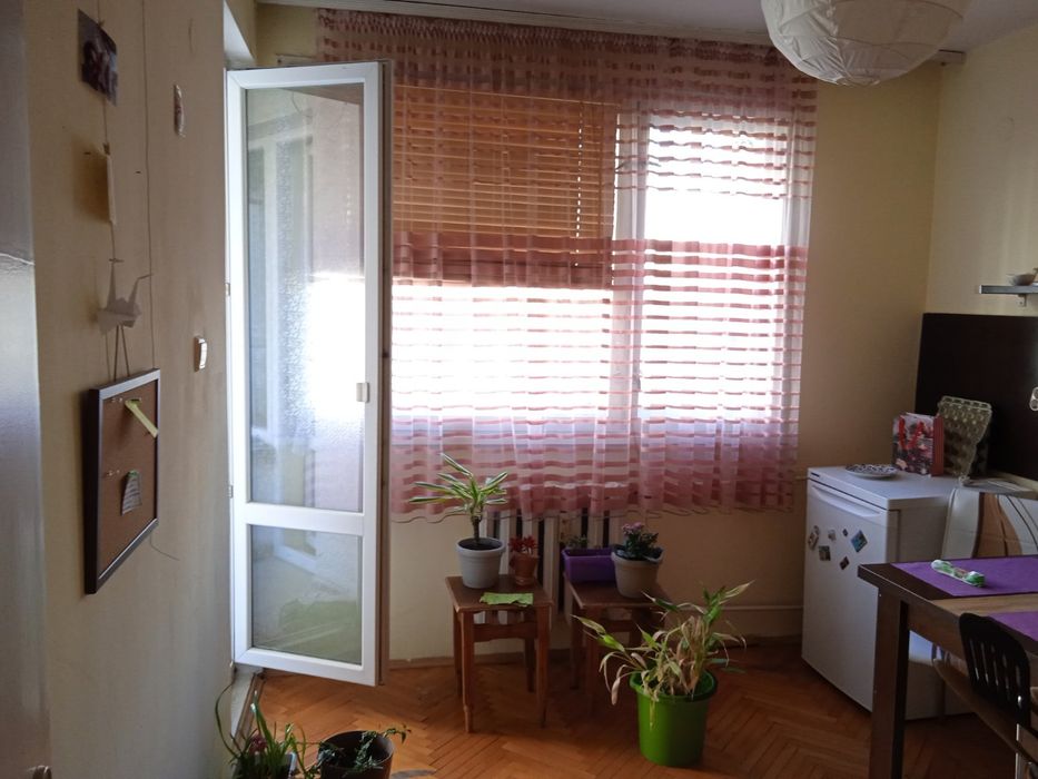 Дава се под наем Двустаен апартамент в София, Иван Вазов - 52 кв.м за 535.5 € - Снимка #1