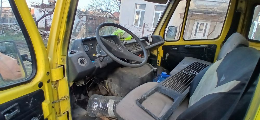 Мерцедес 207.2.4D