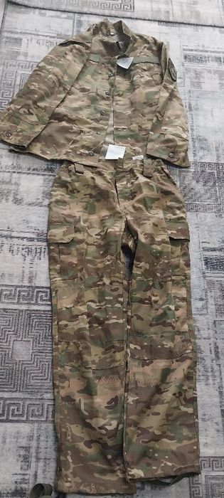 Продам берцы  плащ накидка рюкзак