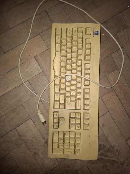 Стари клавиатури за колекция