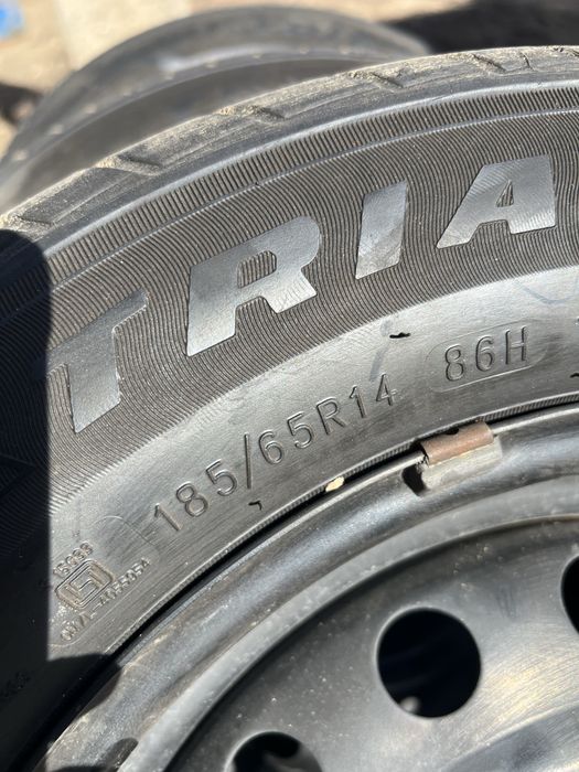 Продам комплект шины с дисками р14