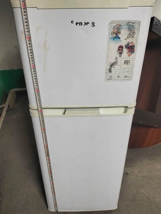 Холодильник Elenberg