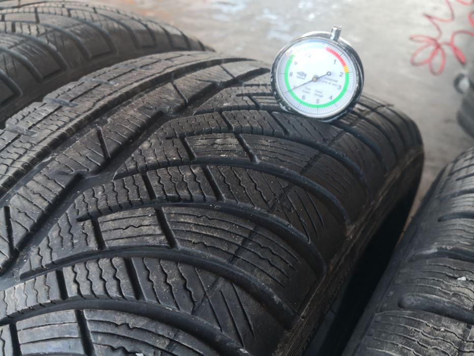 245 45 18 цола гуми Michelin 4 броя