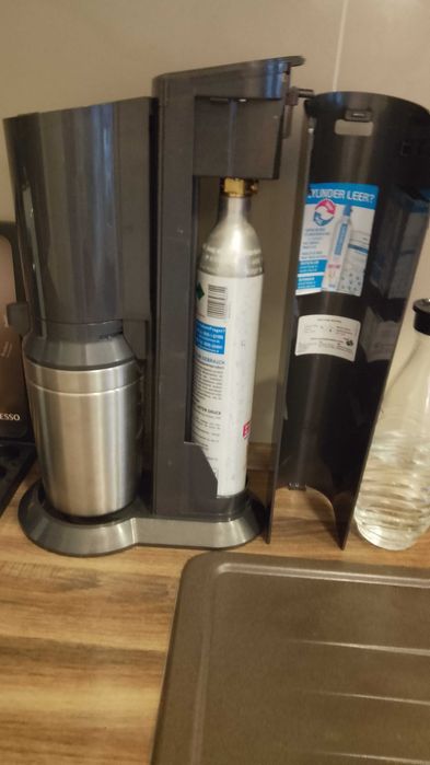 Aparat sifon/bauturi carbogazoase SODASTREAM cu BUTELIE GAZ + CADOU