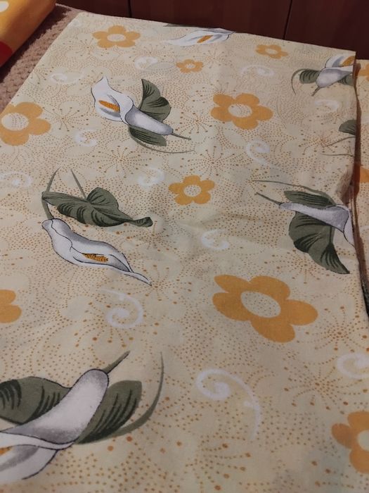 Pilotă + 3 cearceafuri de pilota