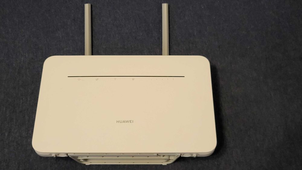 HUAWEI 4G router cu sim Wi-Fi 7 Lte modem B535-232 +antene