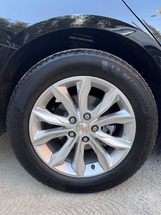 Malibu XL 2023 yil kraskasi toza mishlen balon taqilgan 2 turbo mator