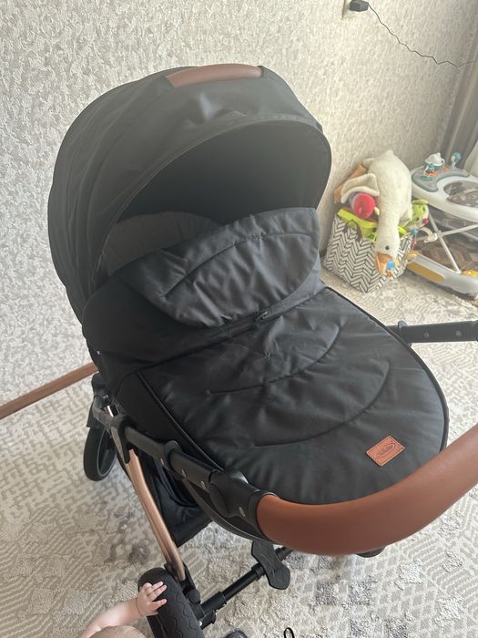 Коляска 3 в 1 черная
