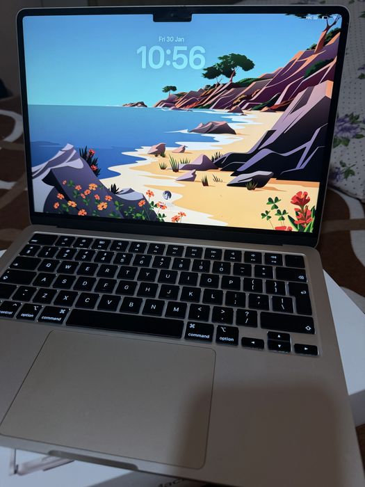 Macbook air 13 M2