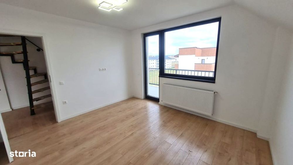 Apartament 3 camere 78 mp Calea Cisnadiei