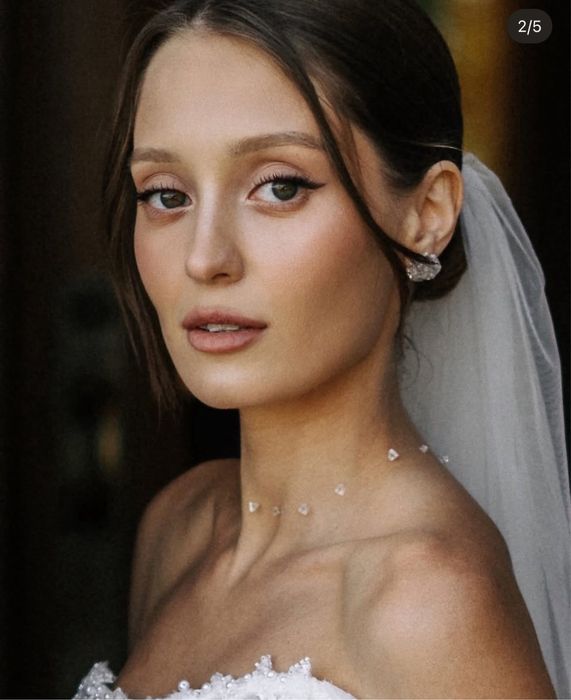 Продам колье и сережки