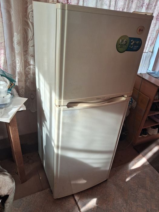 Продам холодильник LG на з/ч