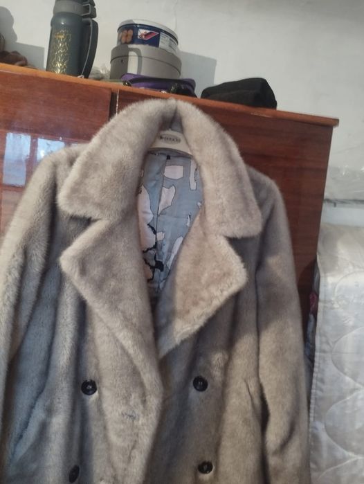 Продам шубу теплый