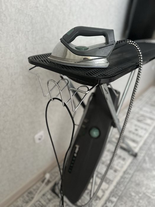 Утюг отпариватель фирмы ЛаураСтар
