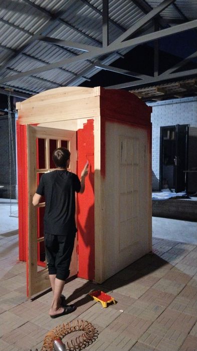 Телефонная будка