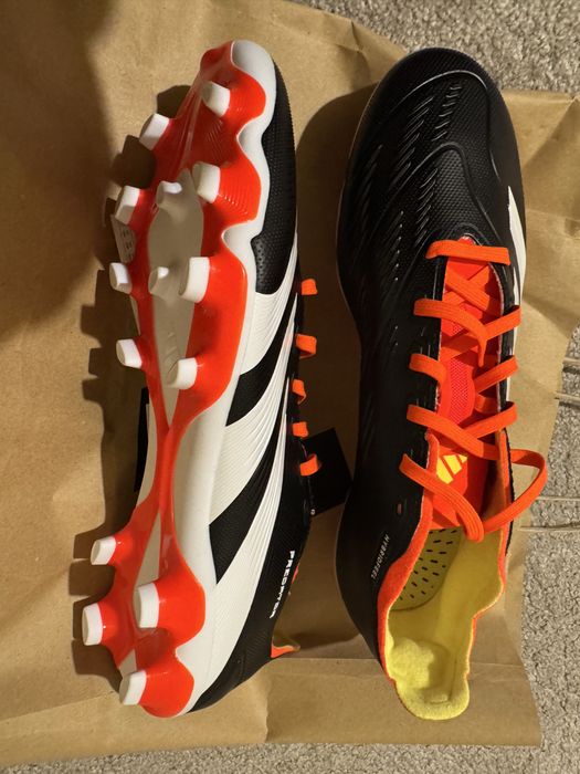 Бутонки Adidas Predator