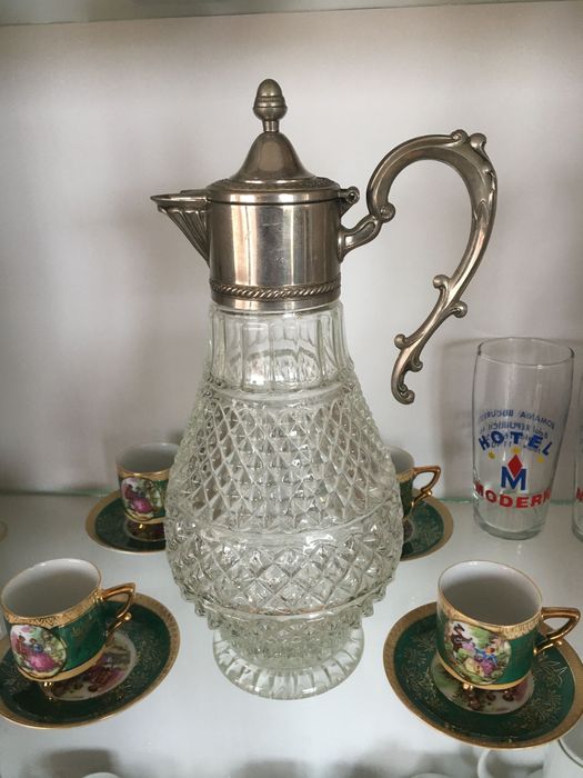 Кана гарафа с обков