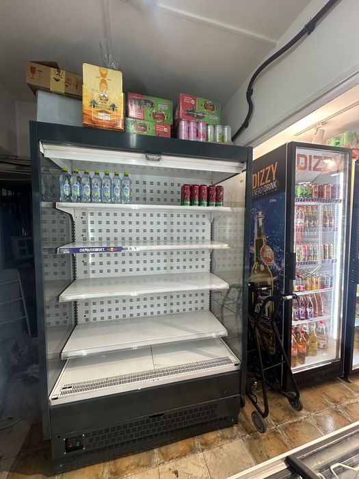 Витринный холодильник