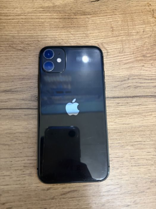Продам Iphone 11 64gb black