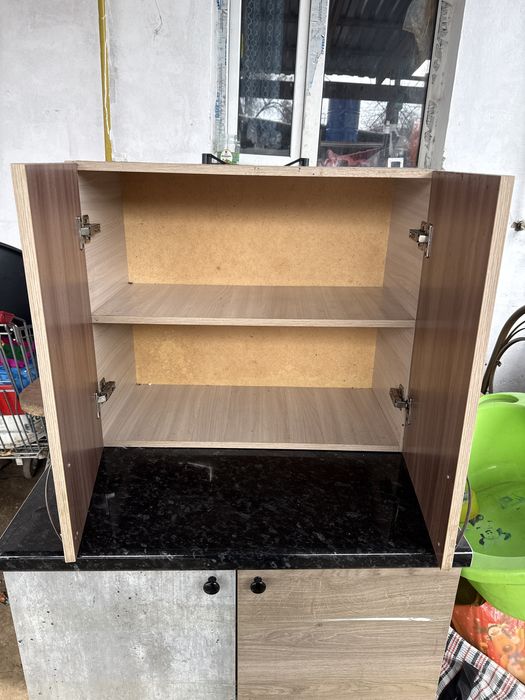 Кухонный шкафчик