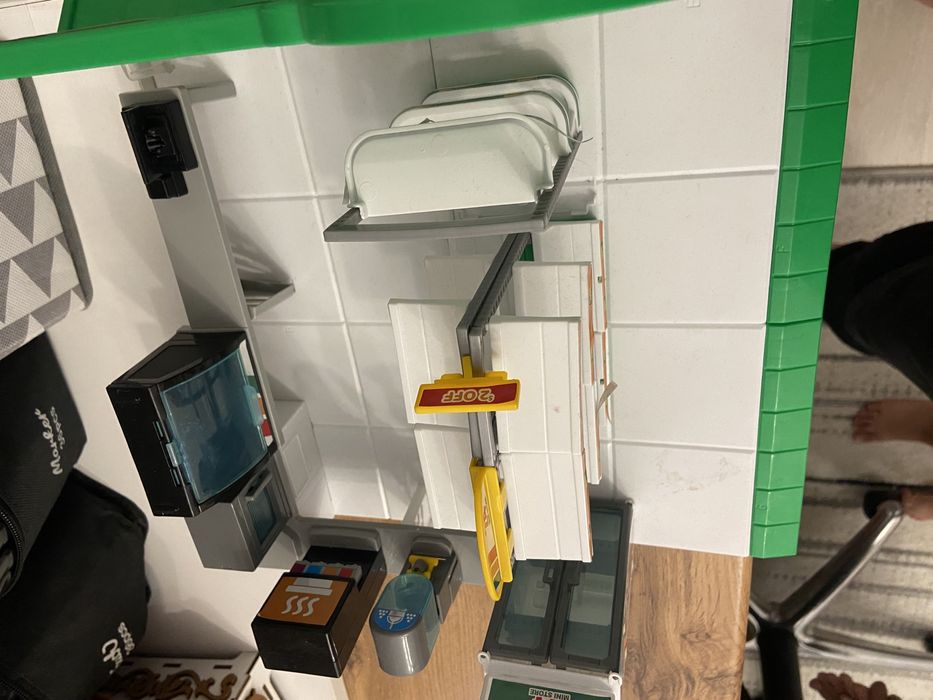 Магазин игрушка