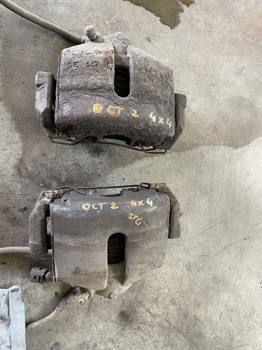 Etrier frana fata stanga dreapta VW golf 5 6 jetta octavia 2 leon 1p