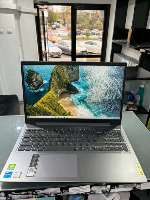 Laptop Lenovo ideapad 3 i5-1135G7 8GB 512SSD MX350 2GB