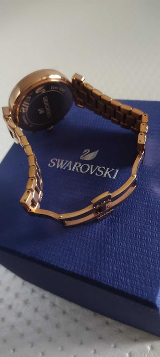 Женские наручные часы