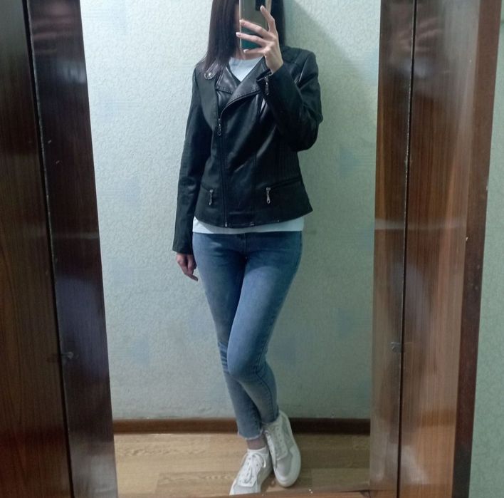 Кожаная куртка и пиджак