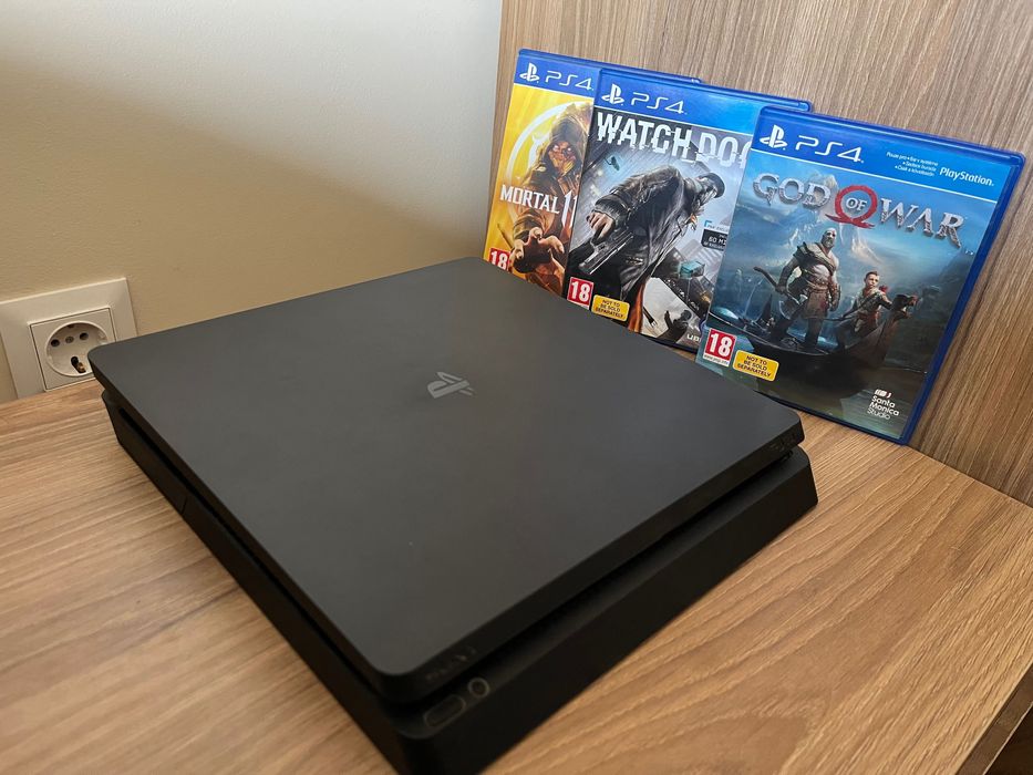 Playstation 4 Slim