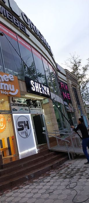 Oyna yuvish fasad moyka