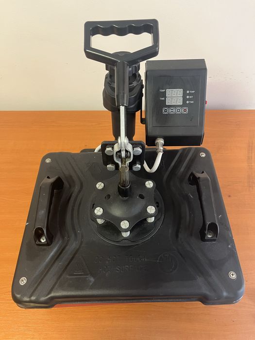 Термотрансферна преса