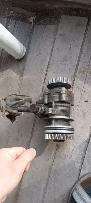 Продам запчасти на бус T5