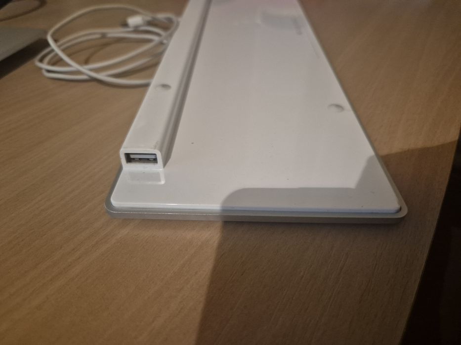 Tastatura Apple A1243