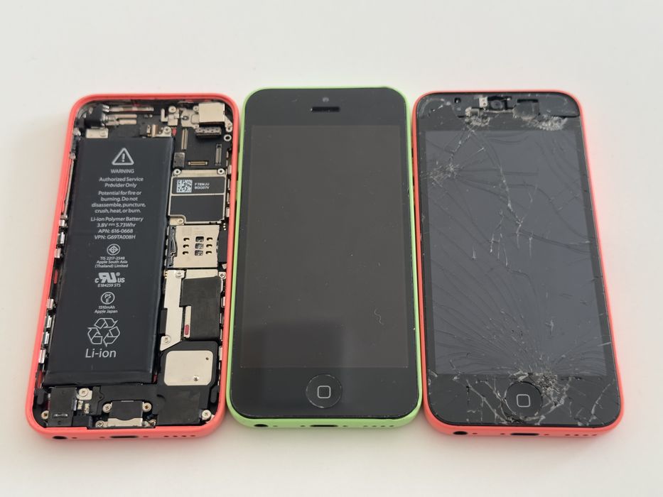 iPhone 5c Verde si Roz de piese