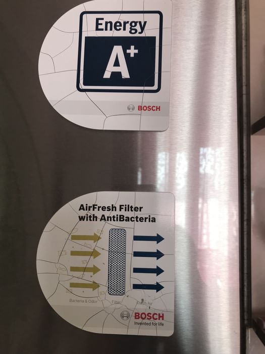 Холодильник двухкамерный