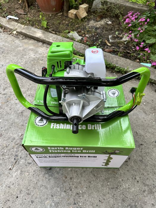 Бензинов Свредел ТАЙГА 52cc + Свредло 150мм.