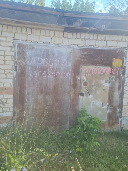 Продам гараж в обществе,, Луч,"