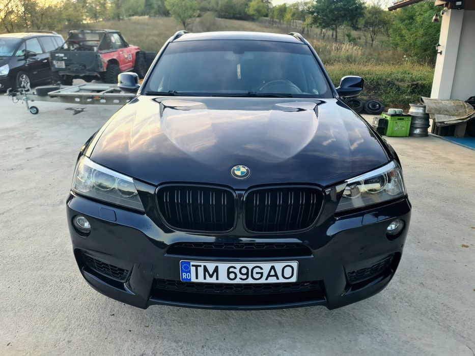Vand Bmw X3 2.0d X-drive Mpak,panorama,bi-xenon,revizii la zi, fiscal