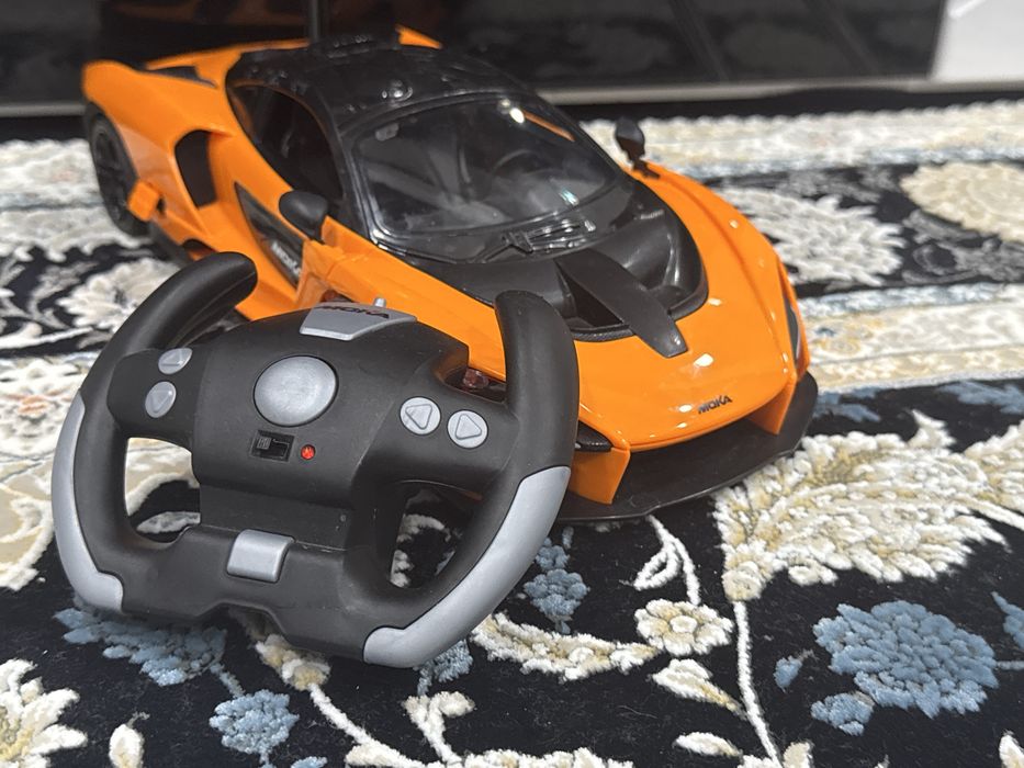 Макларен с пультом